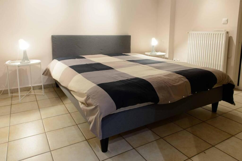 50 M Kerameikos Metro Cosy Luxury Apartment Atenas Exterior foto