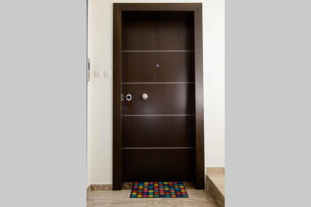 50 M Kerameikos Metro Cosy Luxury Apartment Atenas Exterior foto